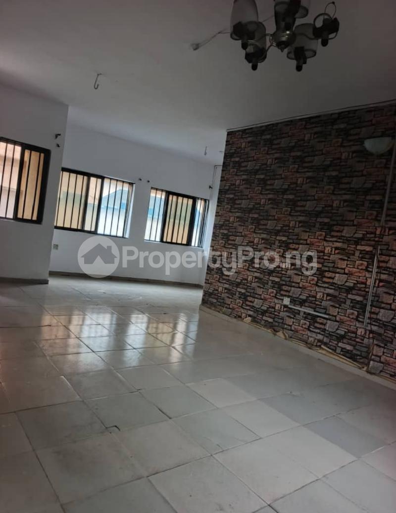 4 bedroom House for rent Lovely Environment @ Omole Phase 1 Ikeja Omole phase 1 Ojodu Lagos