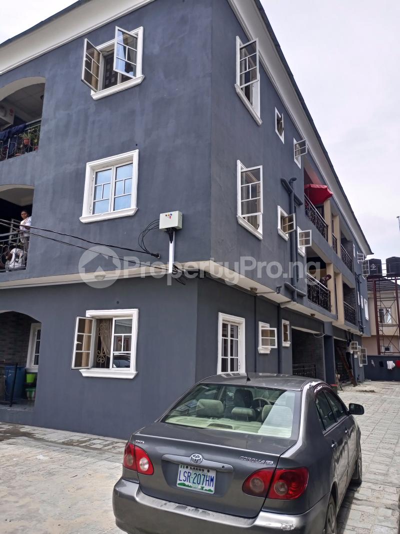 3 bedroom Flat / Apartment for rent Close To Dkk Supermarket Olokonla Ajah Lagos