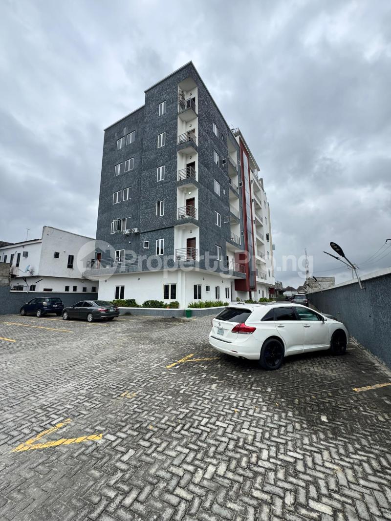 3 bedroom Flat / Apartment for rent Osapa, Lekki Osapa london Lekki Lagos