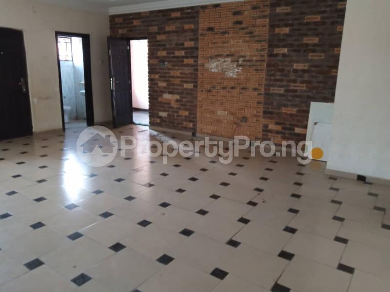 3 bedroom Flat / Apartment for rent Off Apata Street Shomolu Lagos