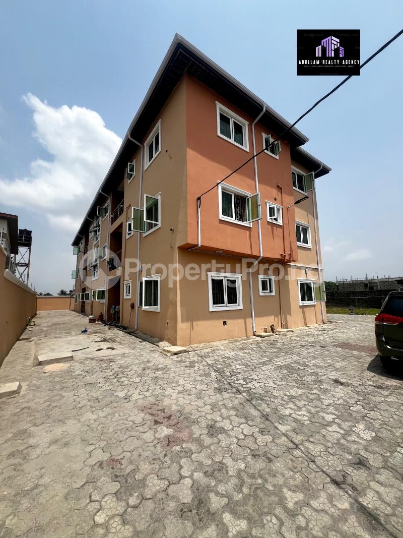 3 bedroom Flat / Apartment for rent Mobil Road Ajah Lagos