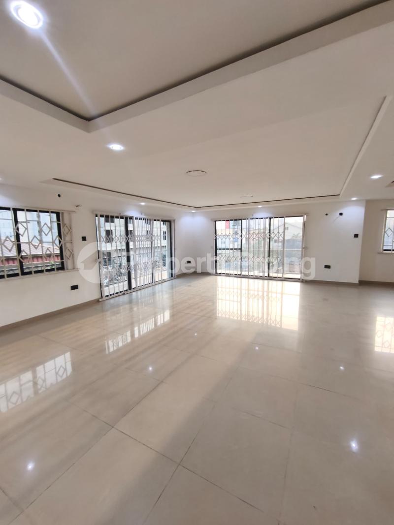 3 bedroom Flat / Apartment for rent Ikeja GRA Ikeja Lagos