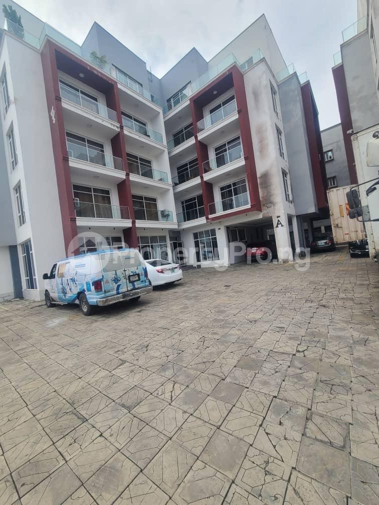 3 bedroom House for rent Palace Road ONIRU Victoria Island Lagos