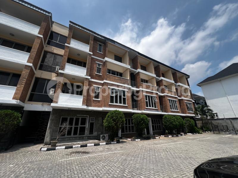 3 bedroom Flat / Apartment for rent Off Platinum Way Ikate Lekki Lagos