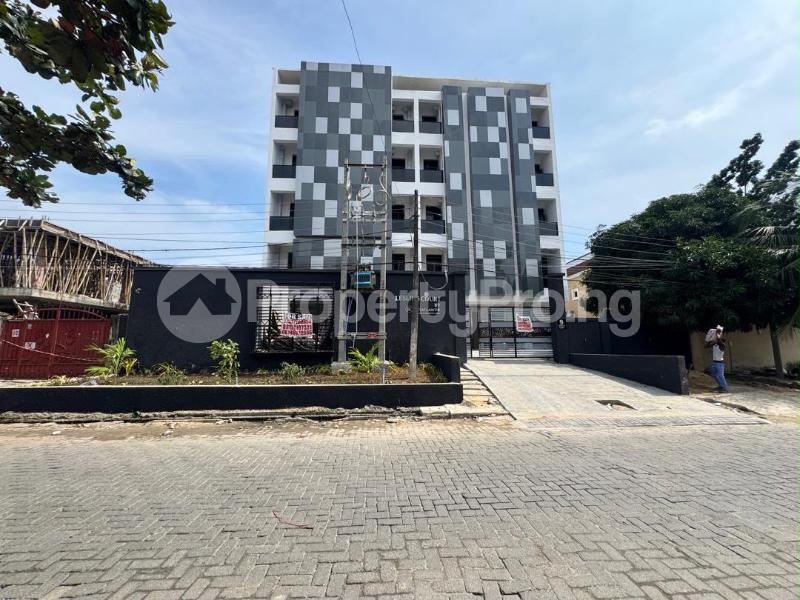 3 bedroom Flat / Apartment for sale Lekki Phase 1 Lekki Lagos