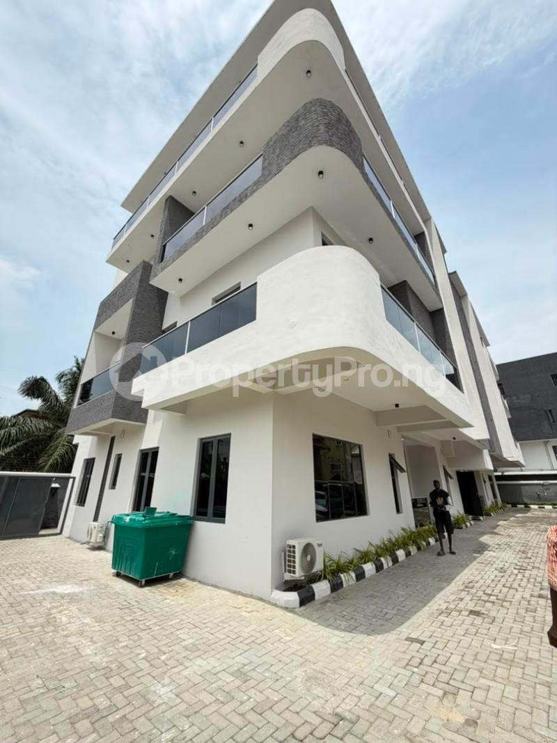 3 bedroom Flat / Apartment for sale Lekki Phase 1 Lekki Lagos