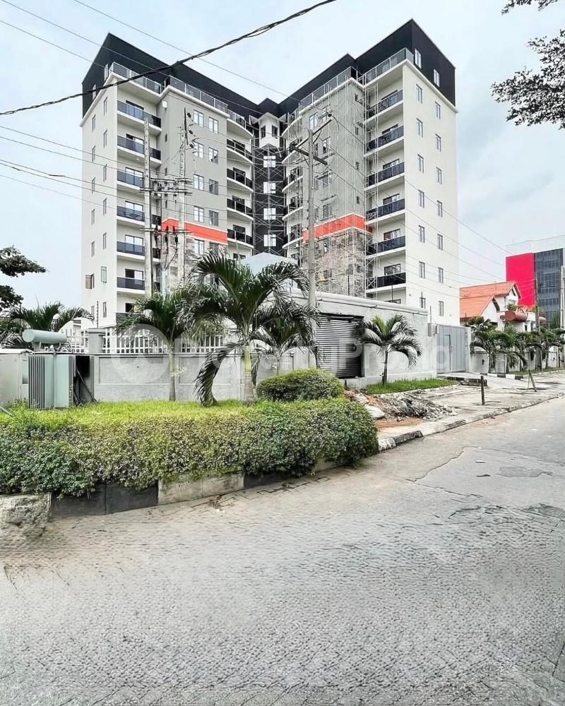 3 bedroom House for rent 3 Bedroom Apartment For Rent Osapa london Lekki Lagos