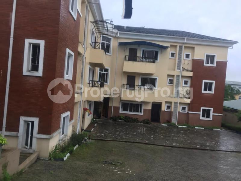 3 bedroom Flat / Apartment for sale Obanikoro Estate, Obanikoro, Lagos. Ilupeju industrial estate Ilupeju Lagos