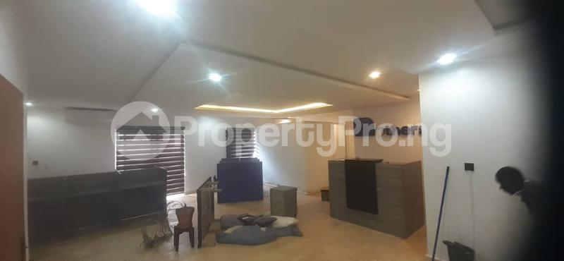 3 bedroom Flat / Apartment for rent ONIRU Victoria Island Lagos