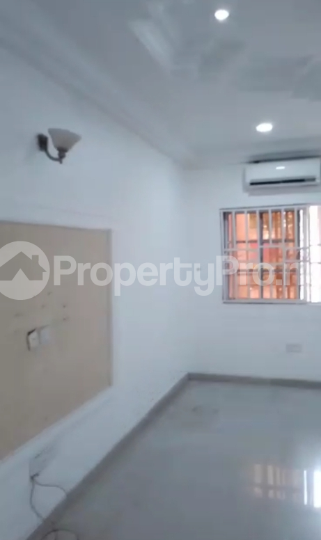 3 bedroom Flat / Apartment for rent Utako Abuja