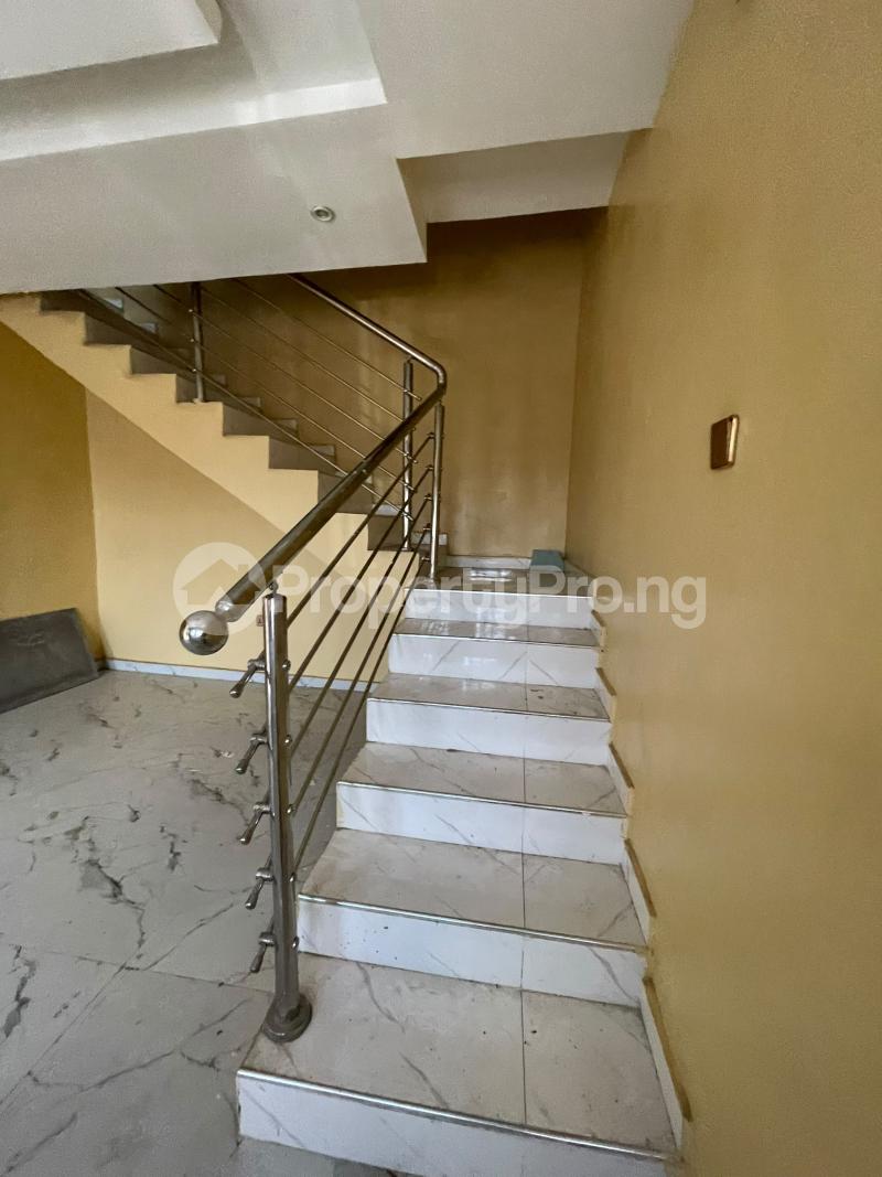 3 bedroom Flat / Apartment for rent Shagari Estate At Mosan Alimosho Lagos