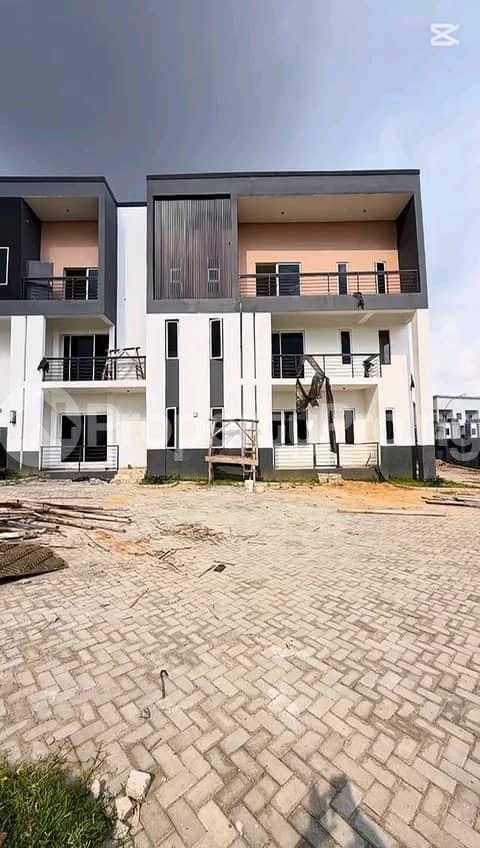 3 bedroom Flat / Apartment for rent Guzape Abuja