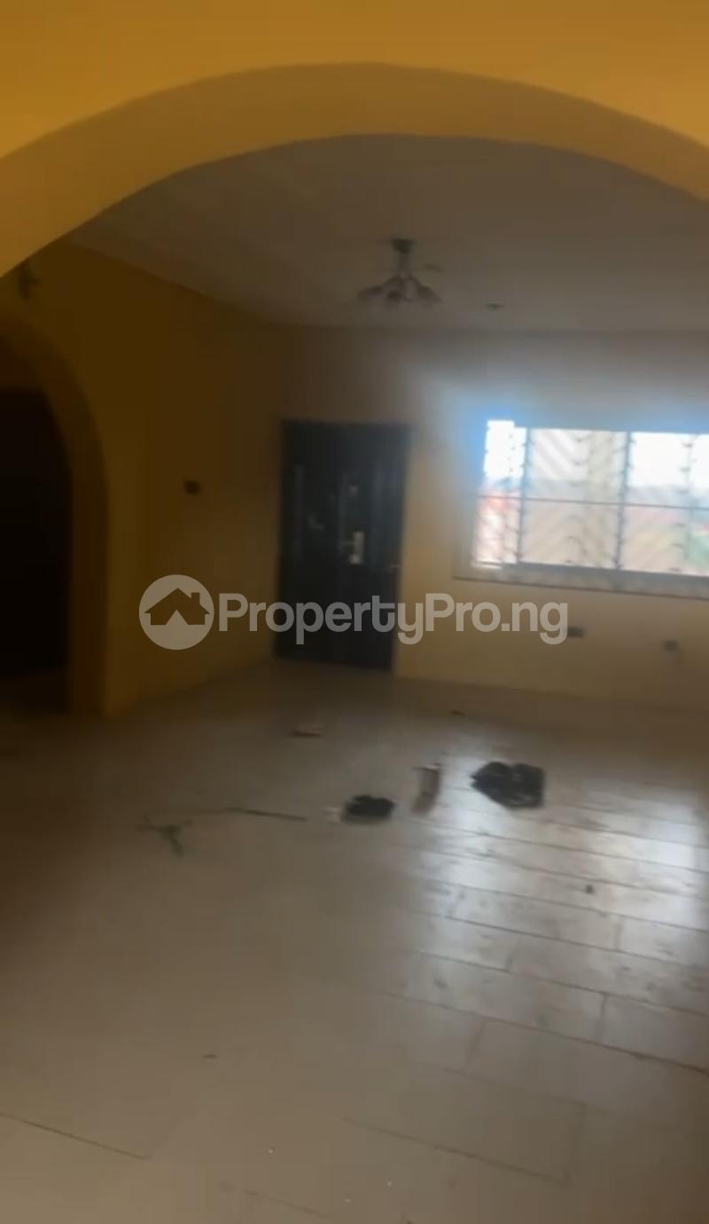 3 bedroom House for rent Asolo Bus Stop Agric Ikorodu Lagos
