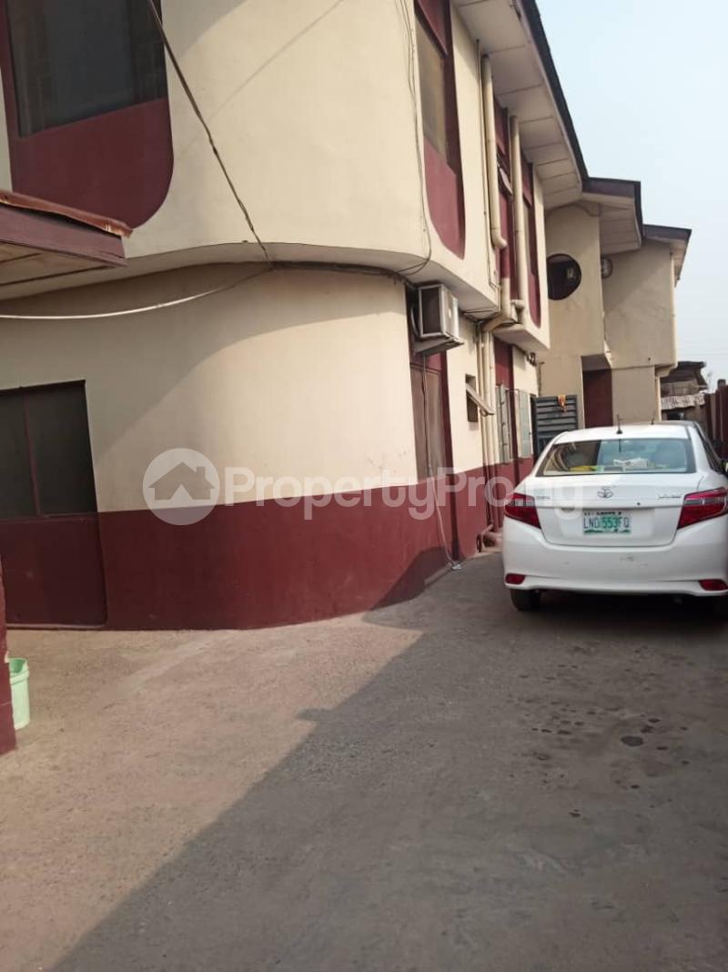 3 bedroom Flat / Apartment for rent Mustaha Kosovo Street Ogunlana Surulere Lagos