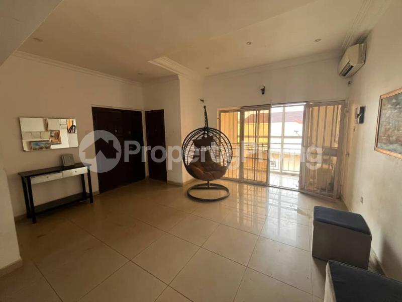 3 bedroom Flat / Apartment for rent No 15 Kunle Ogunba Street, Lekki Phase 1 Lekki Phase 1 Lekki Lagos