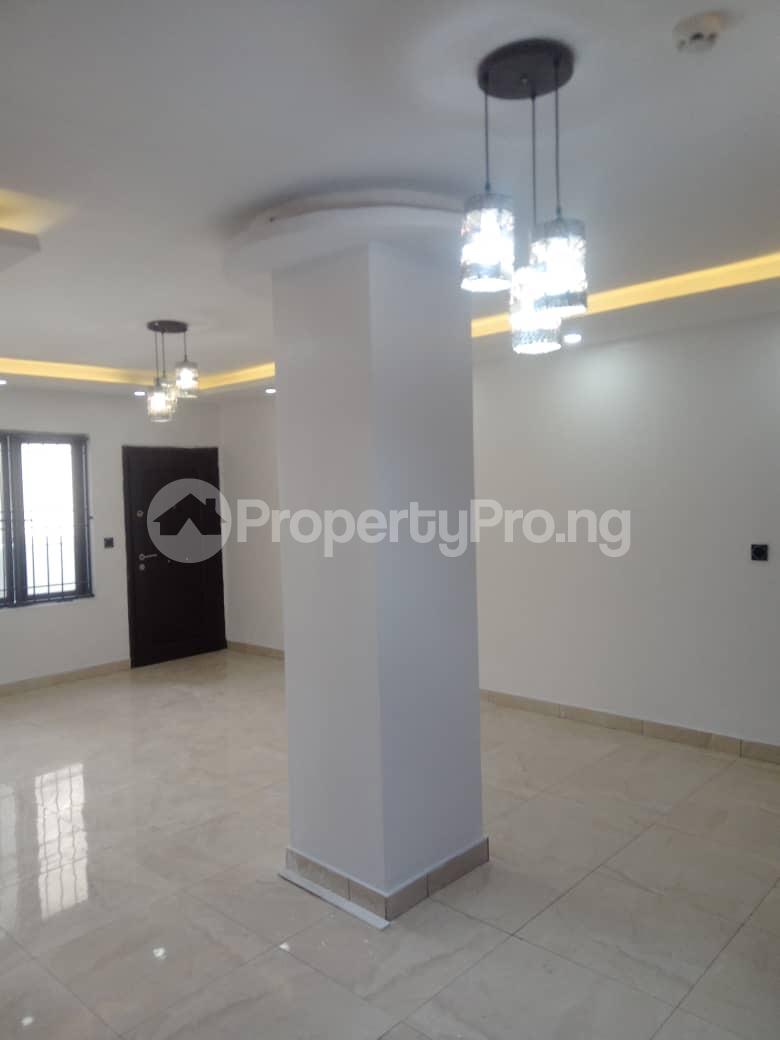 3 bedroom House for rent ONIRU Victoria Island Lagos