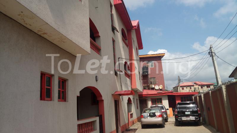3 bedroom Flat / Apartment for rent Off Oluwadare Fola Agoro Yaba Lagos