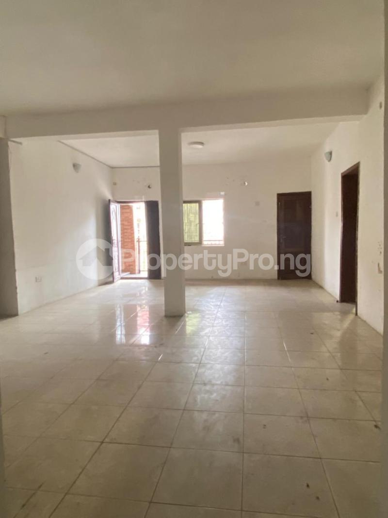 3 bedroom Flat / Apartment for rent Ebute Metra Adekunle Yaba Lagos