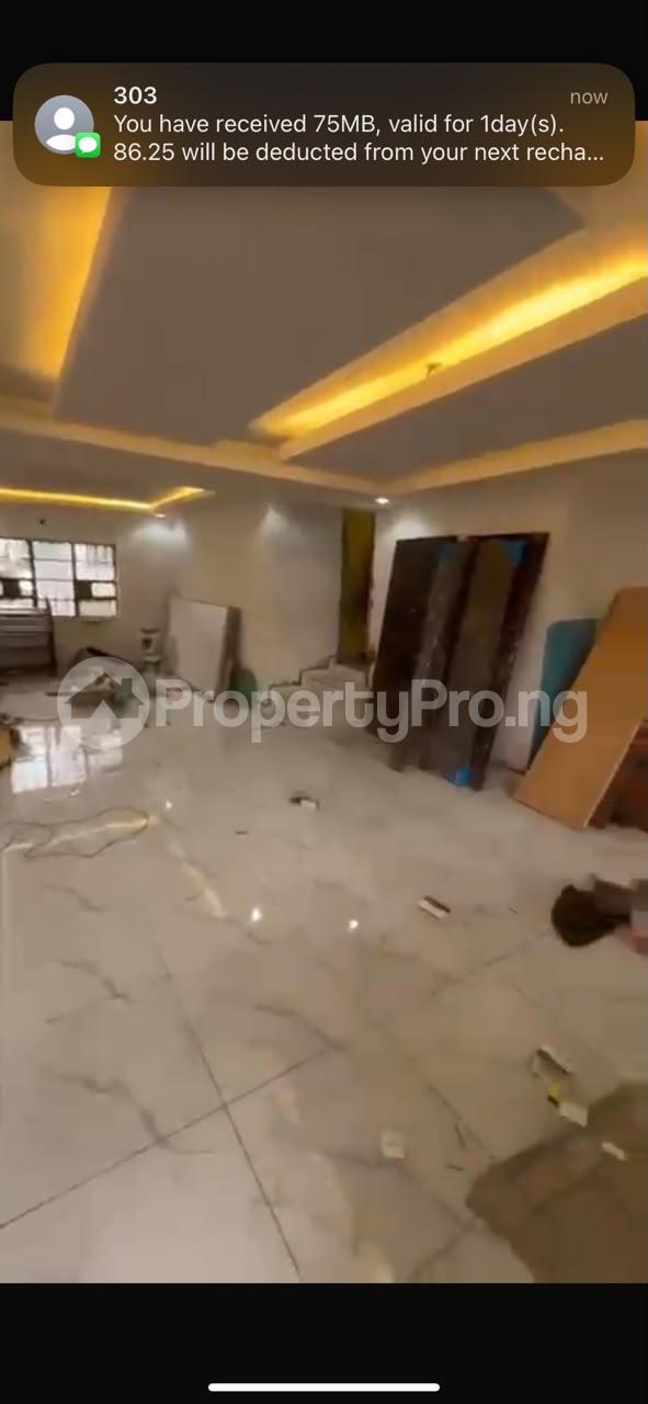 3 bedroom Flat / Apartment for rent Estate Mende Maryland Lagos