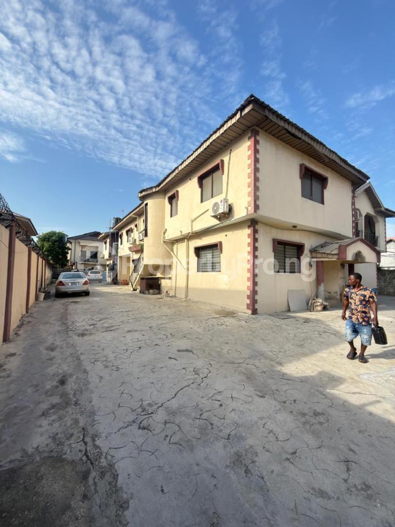 3 bedroom Flat / Apartment for rent Lekki Phase 1 Lekki Lagos