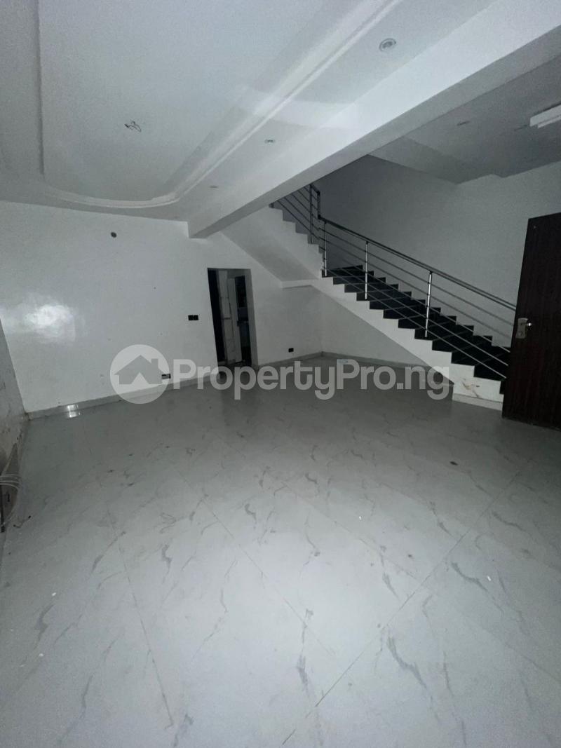 3 bedroom House for rent Ikate Lekki Lagos