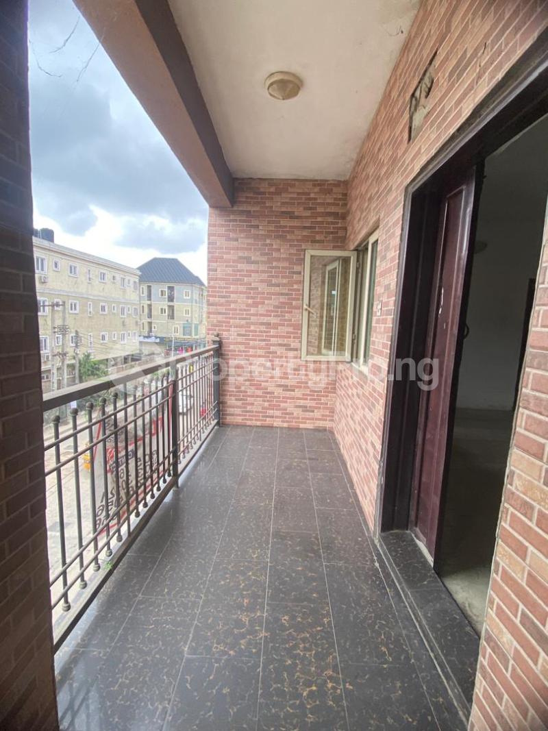 3 bedroom Flat / Apartment for rent Ebute Metta Adekunle Yaba Lagos