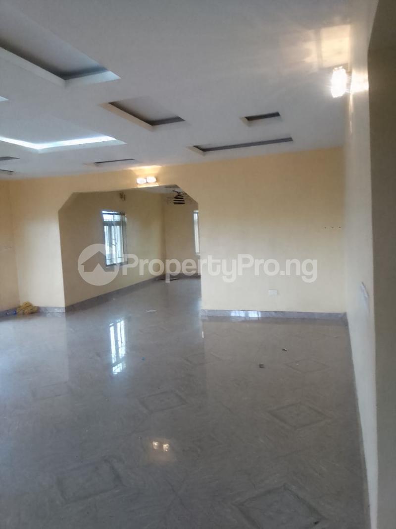 3 bedroom Flat / Apartment for rent Mende Maryland Lagos