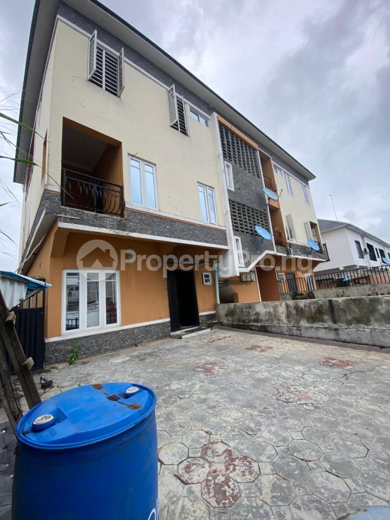 3 bedroom House for rent In An Estate By Skymall Sangotedo Ajah Lagos - 0