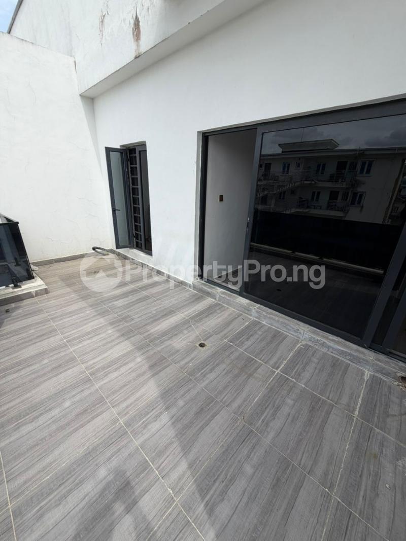 3 bedroom Flat / Apartment for rent Ologolo Lekki Lagos