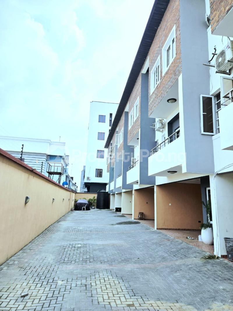 3 bedroom House for rent Ikate Lekki Lagos