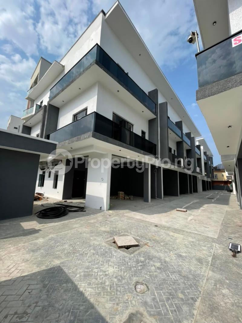 4 bedroom House for sale Spg Road Ologolo Lekki Lagos