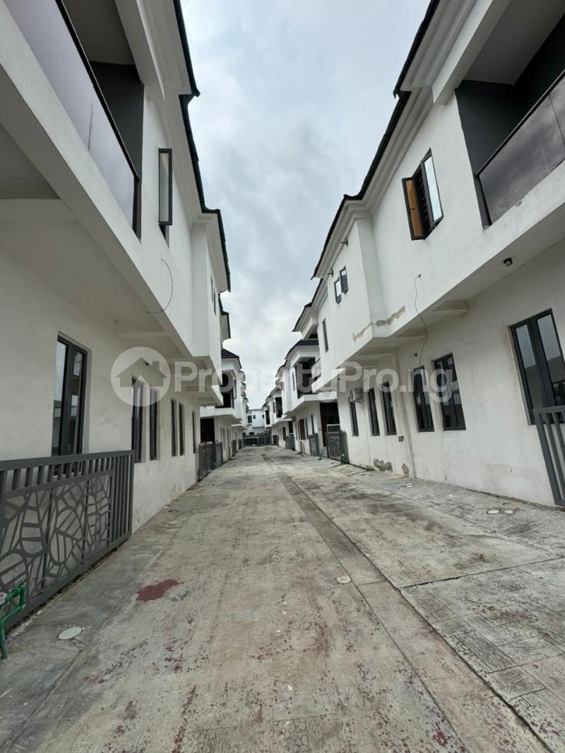 3 bedroom Flat / Apartment for rent VGC Lekki Lagos