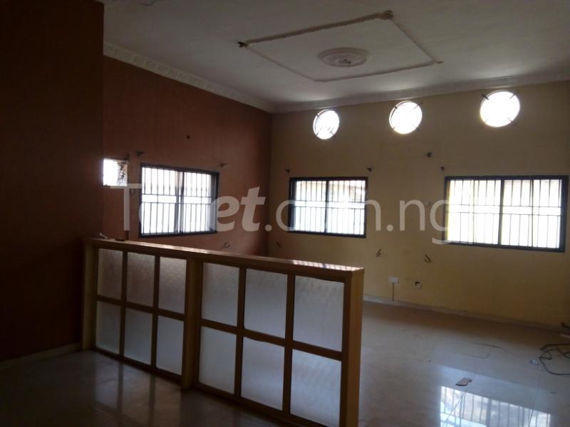 3 bedroom Flat / Apartment for rent Ramotu Oluwakemi, Medina Gbagada Lagos
