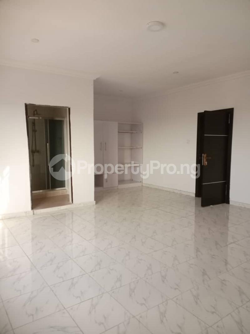 3 bedroom Flat / Apartment for rent chevron Lekki Lagos