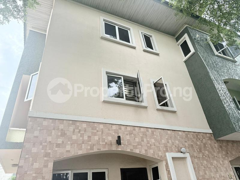 3 bedroom Flat / Apartment for rent Osapa london Lekki Lagos
