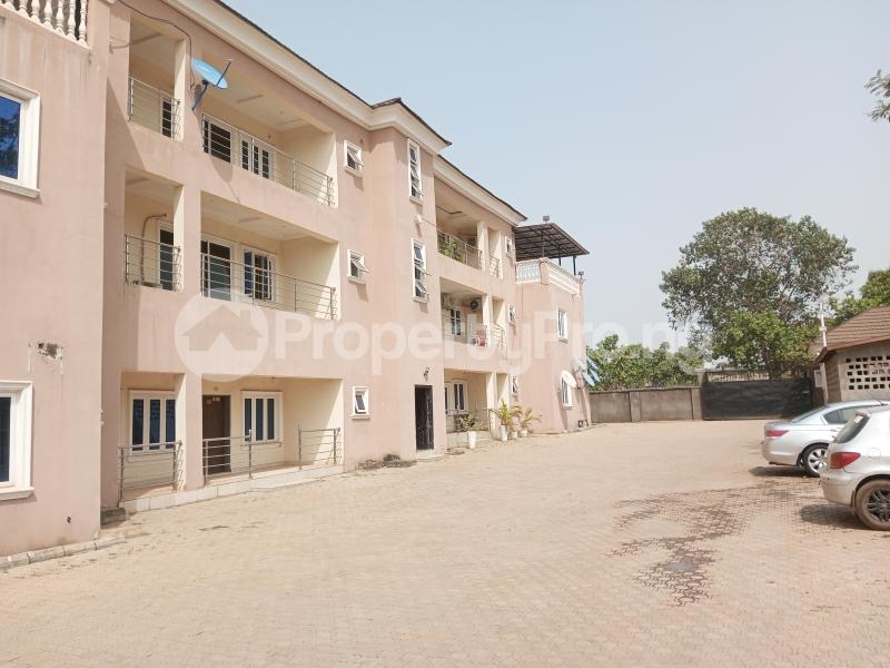 3 bedroom Flat / Apartment for rent Near Wuse Within Supermarket Gaduwa Abuja