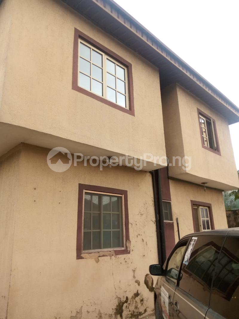 3 bedroom Flat / Apartment for rent Off Owokoniran St idi- Araba Surulere Lagos