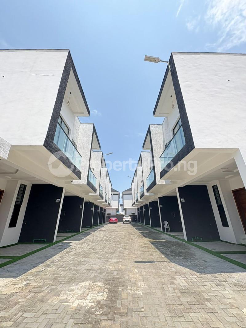 3 bedroom House for sale Ikota Lekki Lagos