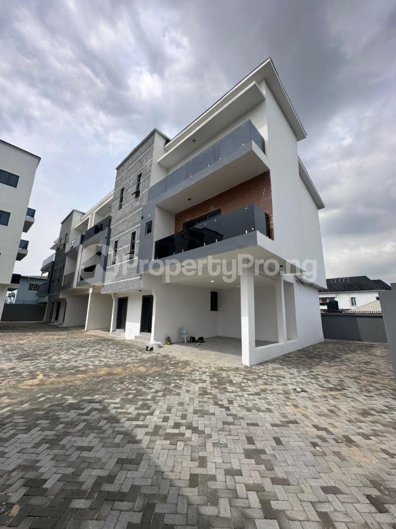 4 bedroom House for sale Orchid Lekki Lagos