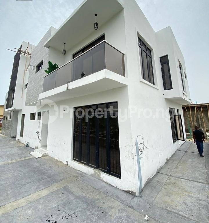 4 bedroom House for sale Orchid Road chevron Lekki Lagos