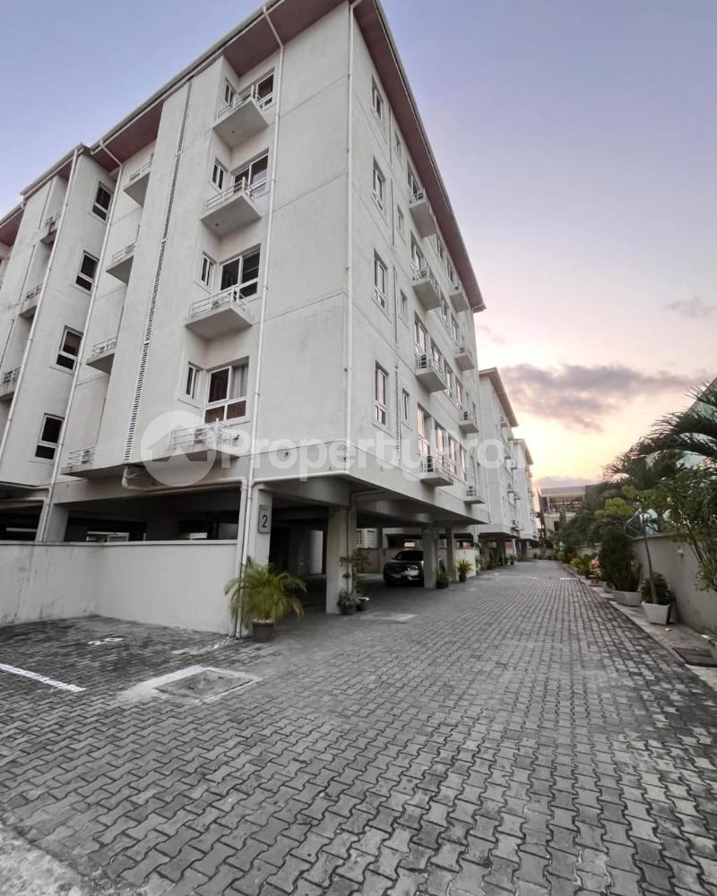 4 bedroom Flat / Apartment for sale Old Ikoyi Ikoyi Lagos
