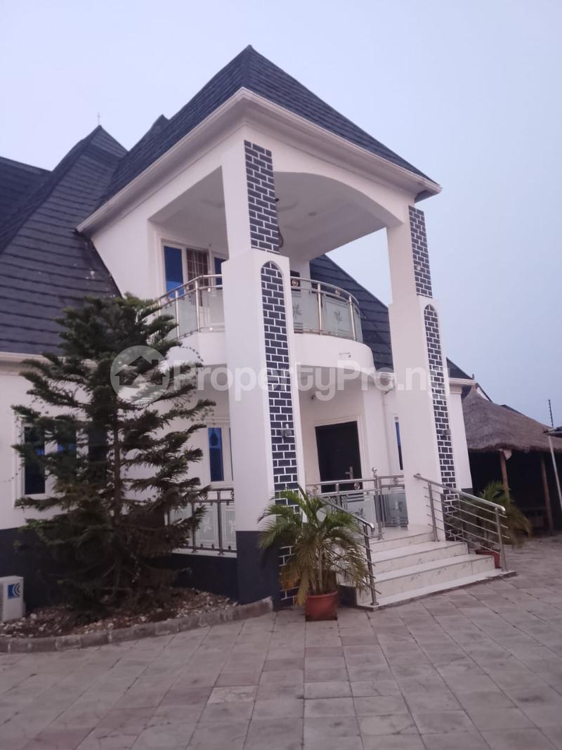 4 bedroom House for rent By Trend Hotel Lugbe Abuja
