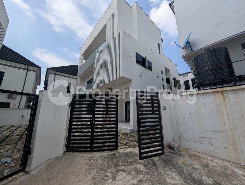 4 bedroom House for sale Daffodil Estate, Royal Pine Estate, Orchid Road Lekki Lagos