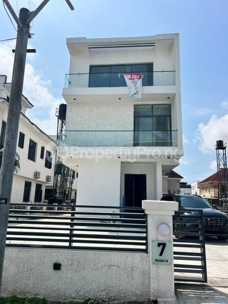 5 bedroom House for sale Osapa london Lekki Lagos