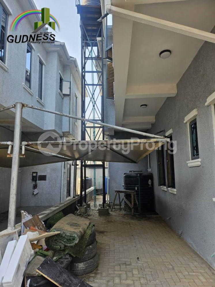 4 bedroom House for rent Ikota Lekki Lagos