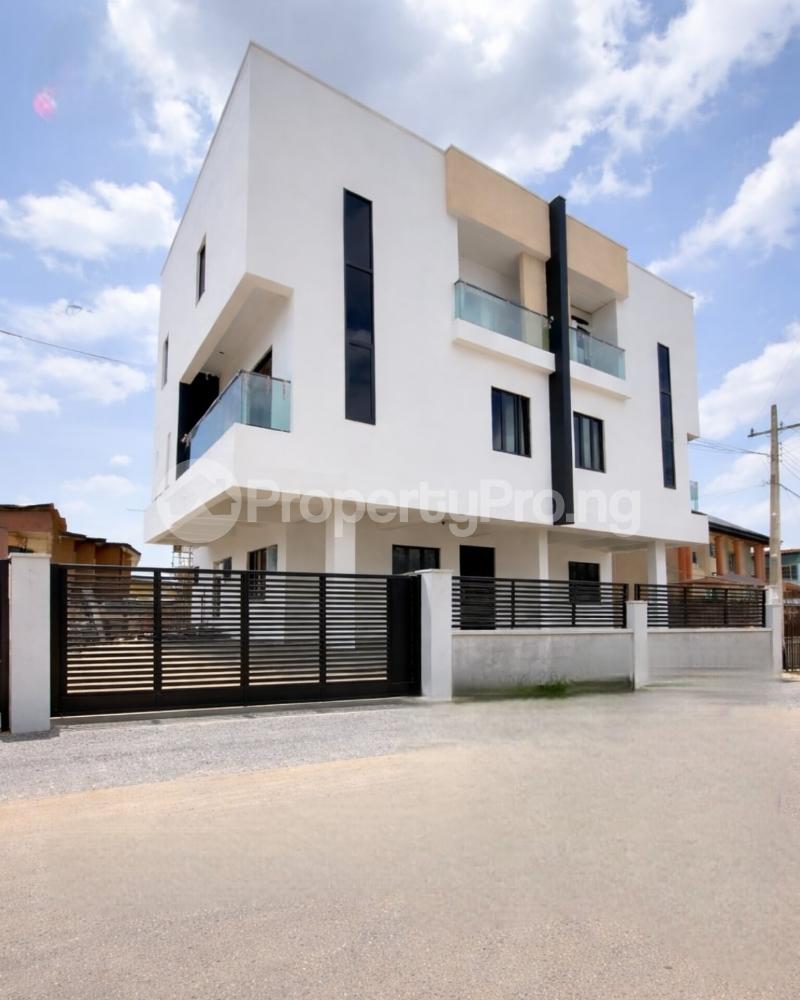4 bedroom House for sale Mende Maryland Lagos