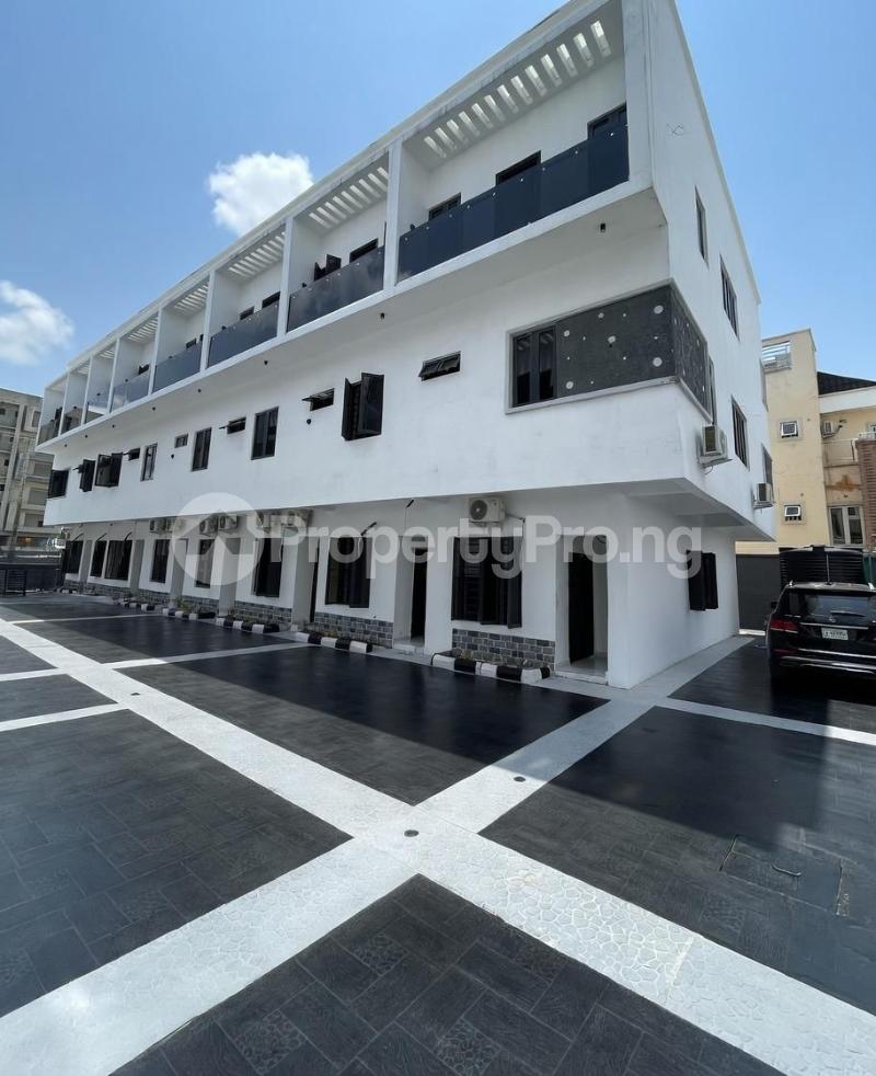 2 bedroom House for rent Lekki Phase 1 Lekki Lagos