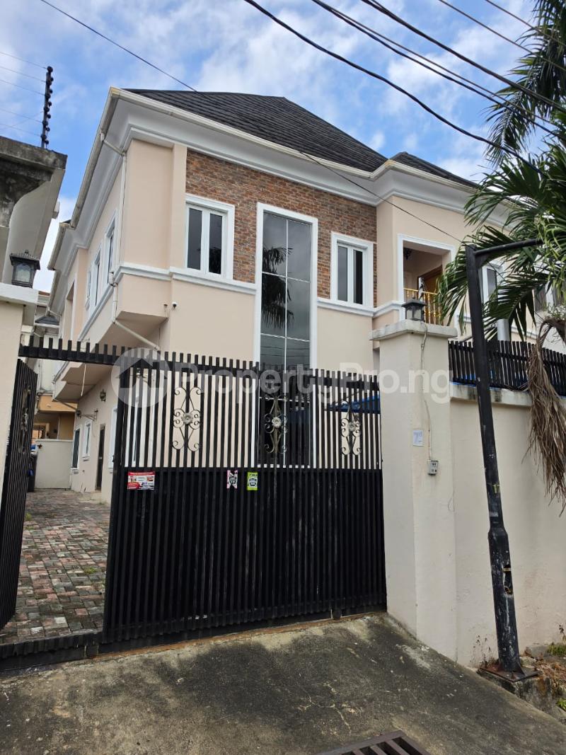 4 bedroom Flat / Apartment for rent Osapa london Lekki Lagos