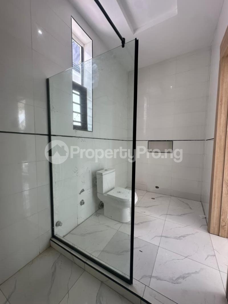 4 bedroom House for sale Ajah Lekki Lagos