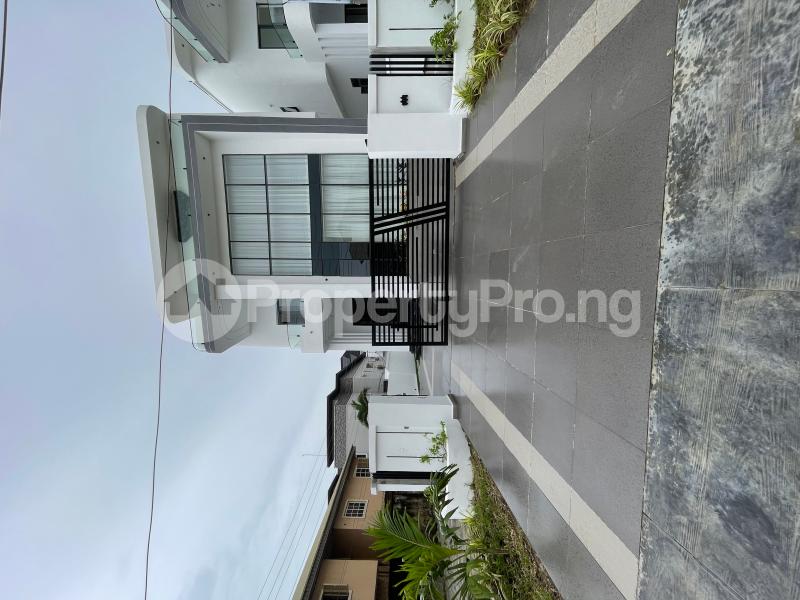 4 bedroom House for sale Thomas estate Ajah Lagos